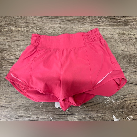 Lululemon gotta got bright pink shorts size 4 - Picture 1 of 5